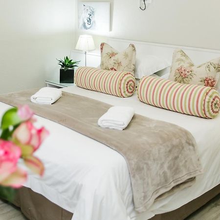 Wagon Wheel Country Lodge Beaufort West Eksteriør bilde