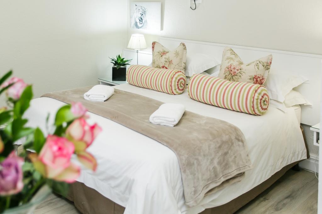 Wagon Wheel Country Lodge Beaufort West Eksteriør bilde
