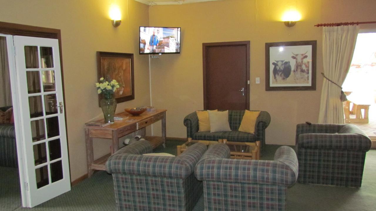 Wagon Wheel Country Lodge Beaufort West Eksteriør bilde