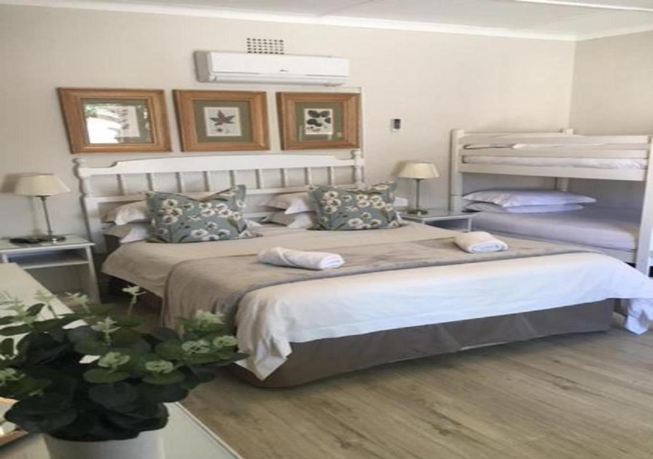 Wagon Wheel Country Lodge Beaufort West Eksteriør bilde